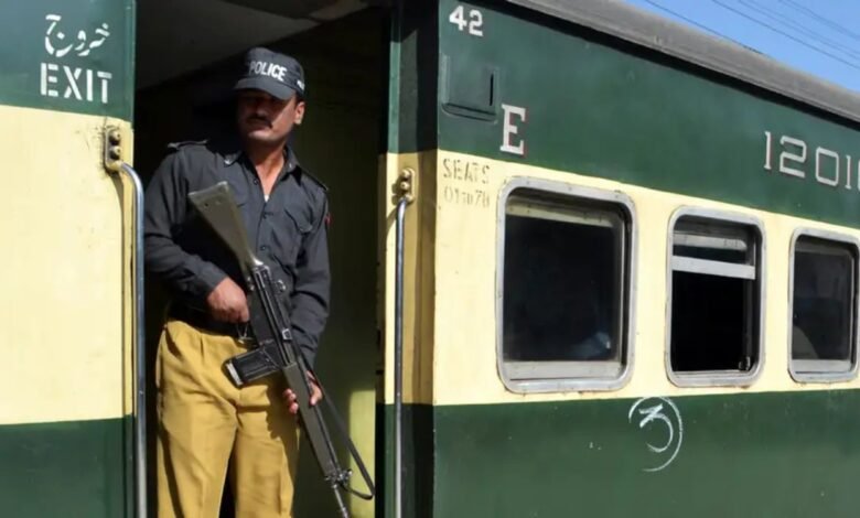 Pakistan: Insurgents attack passenger train in Balochistan