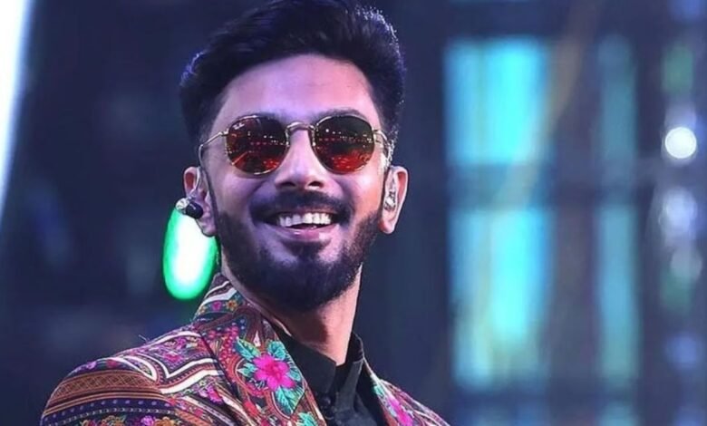 Anirudh Ravichander fee hike