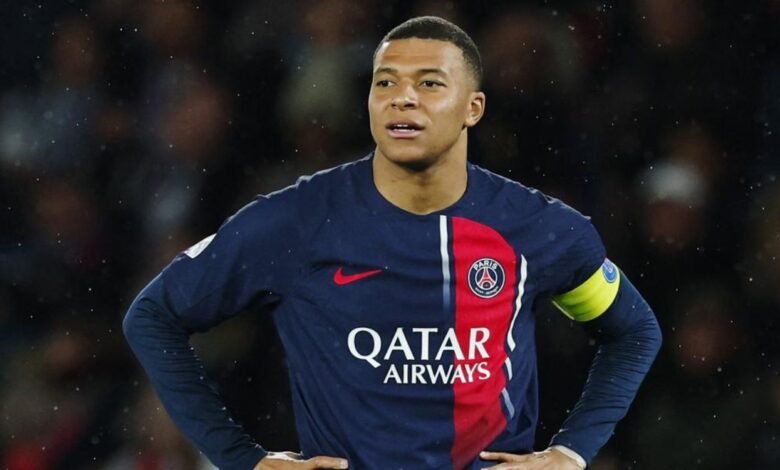 Kylian Mbappe withdraws PSG complaint