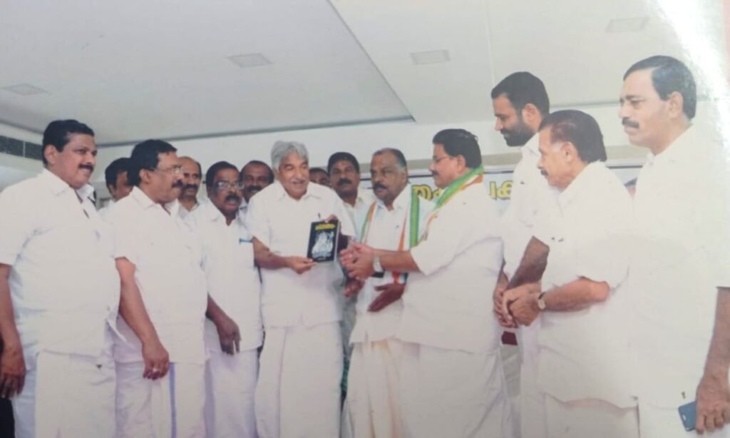 ഉമ്മൻചാണ്ടി